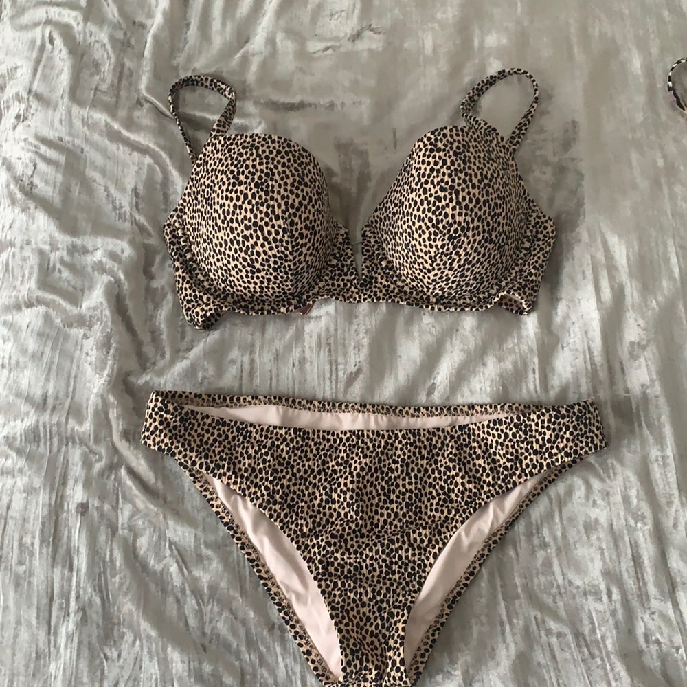 “Shade Store” Bikini